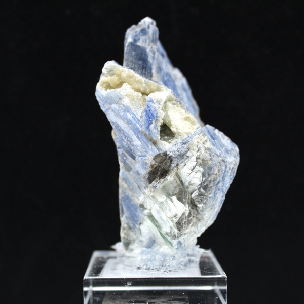 Cristais de Cianite