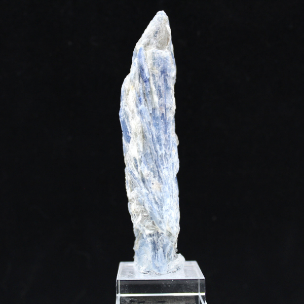 Cristais de Cianite