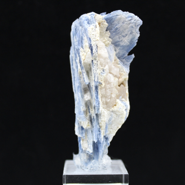 Cristais de Cianite