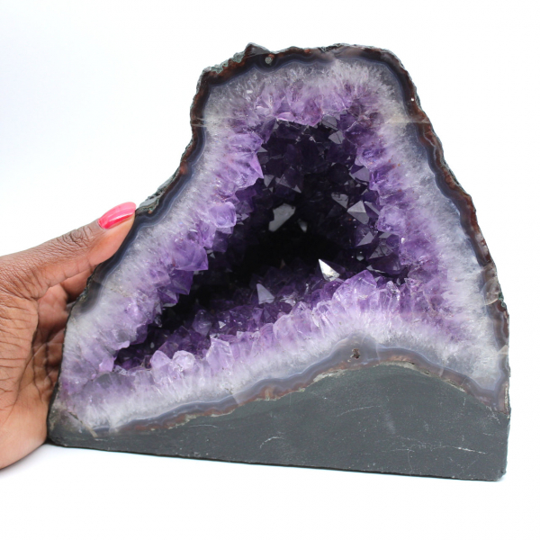  Geodo de ametista do Brasil com cristais roxos para colecionador