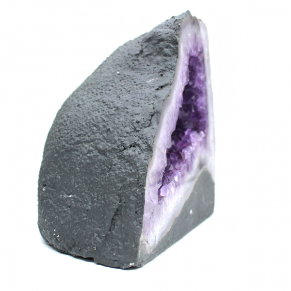  Geodo de ametista do Brasil com cristais roxos para colecionador