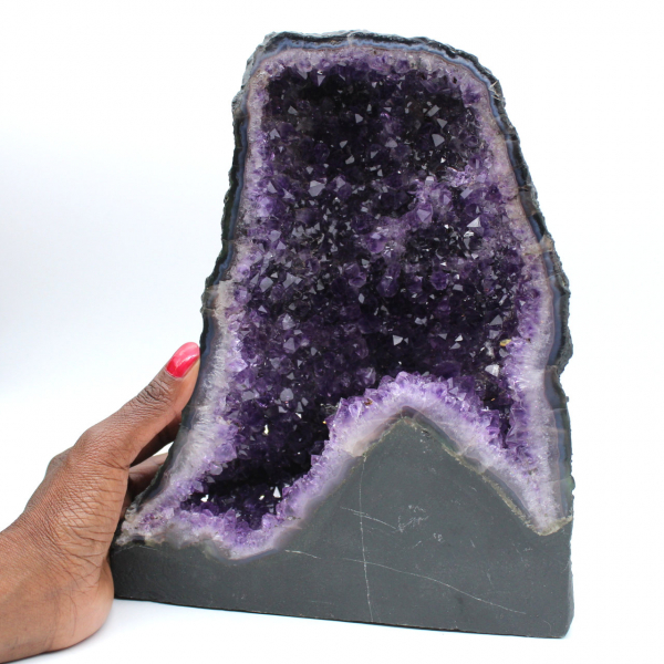  Geodo de ametista do Brasil único de alta qualidade com base estável