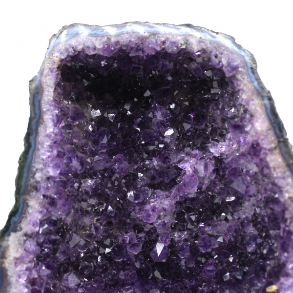  Geodo de ametista do Brasil único de alta qualidade com base estável