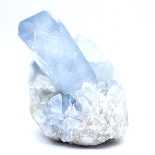 Rara geodo de celestita azul de Madagascar