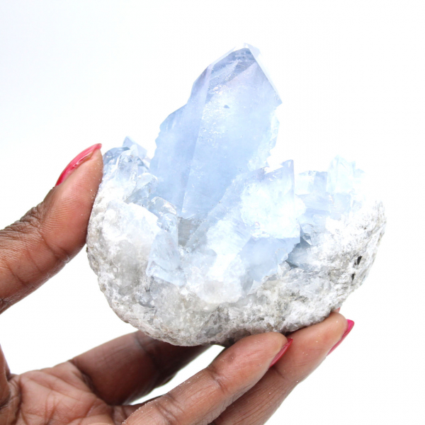Rara geodo de celestita azul de Madagascar
