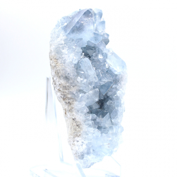Espécime natural de celestita azul de Madagascar