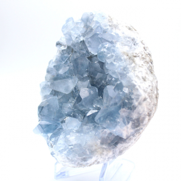 Celestita azul de geodo natural de Madagascar