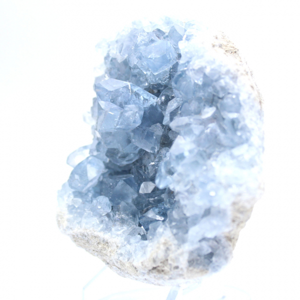 Geodo de celestita azul de Madagascar de qualidade premium