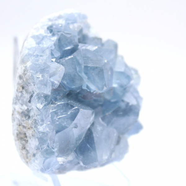 Bloco cristalino de celestita azul de Madagascar