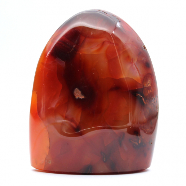Pequena peça de cornalina polida - espécime mineral decorativo (Madagascar)