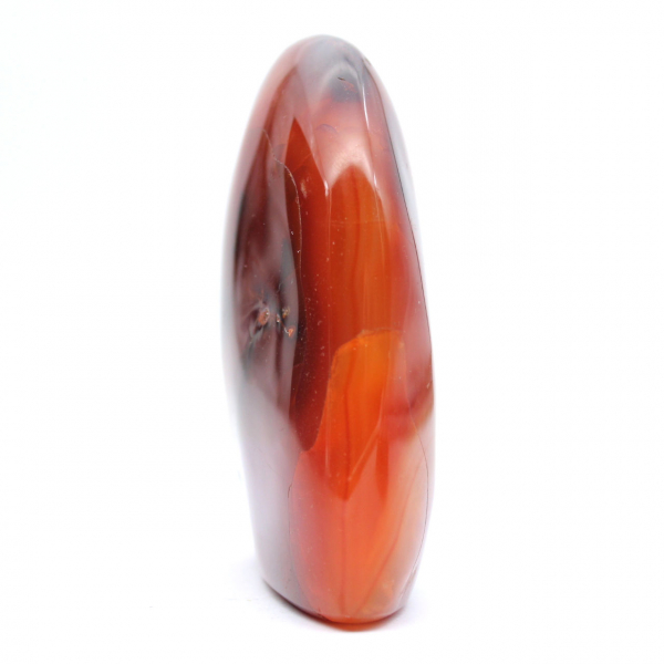 Pequena peça de cornalina polida - espécime mineral decorativo (Madagascar)