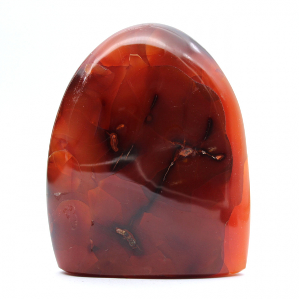 Pequena peça de cornalina polida - espécime mineral decorativo (Madagascar)