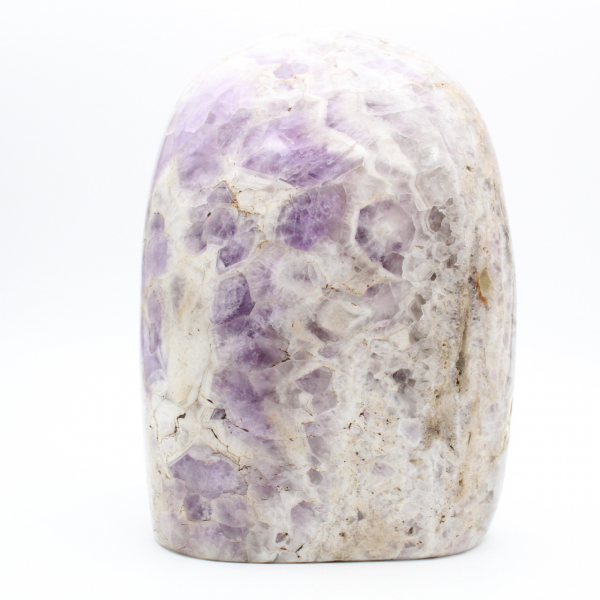 Grande ametista polida, ornamento mineral de prestígio, Madagascar