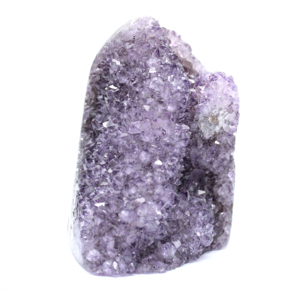 Espécime de Ametista do Brasil: Geodo Mineral Único
