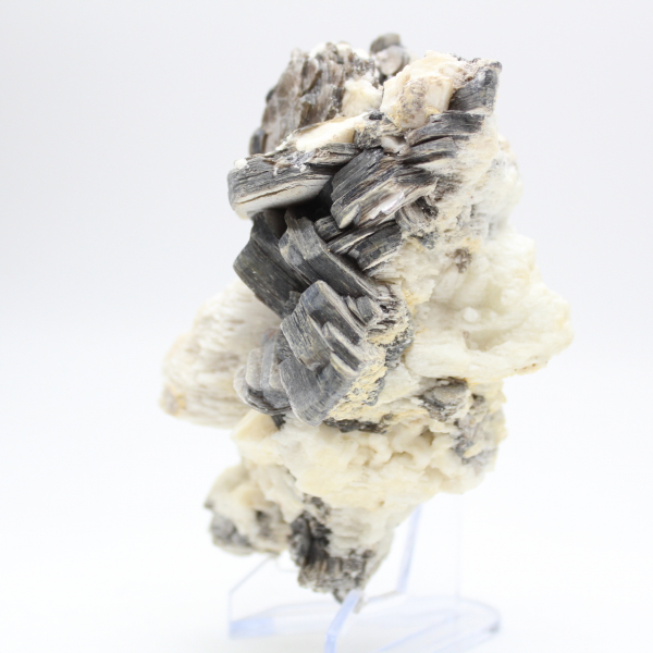 Mica cristalizada em quartzo branco do Afeganistão