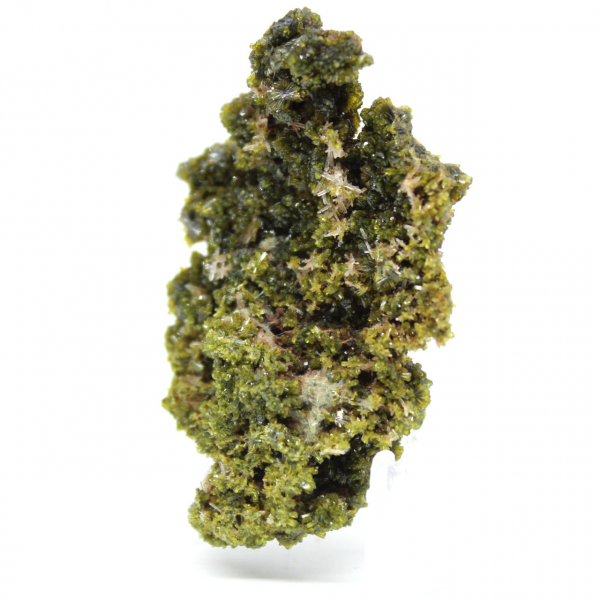 Pequena epidota sobre matriz clara proveniente de Marrocos.