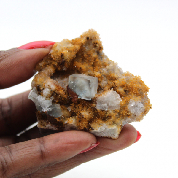 Exemplar muito pequeno de fluorita: cristais verdes, Marrocos.