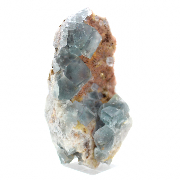 Fluorita verde natural: Amostra em rocha para coleta