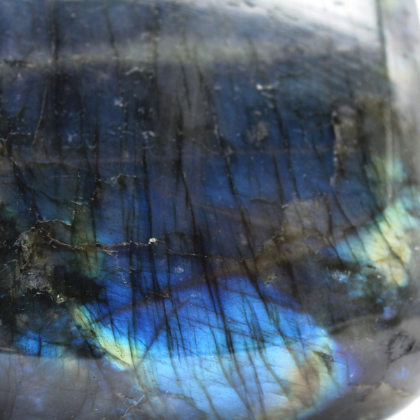 Pequeno ornamento de labradorita polida, Madagascar