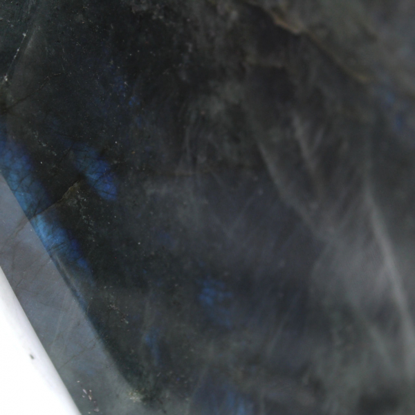 Ornamento de labradorita polida, pedra natural