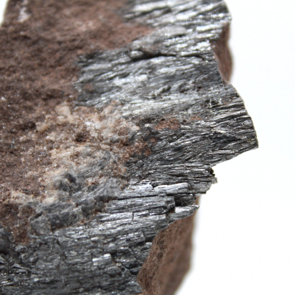 Cristalização de pirolusita do Marrocos, espécime bruto