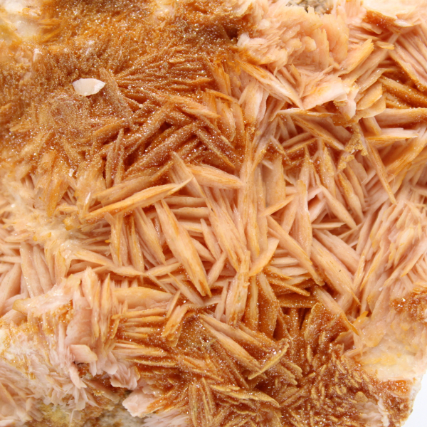 Cristais de barita laranja marroquina colecionáveis