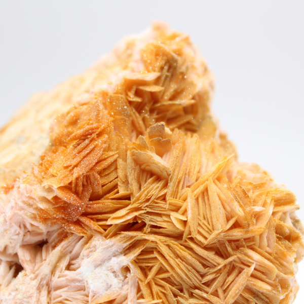 Barita laranja marroquina com cristais naturais