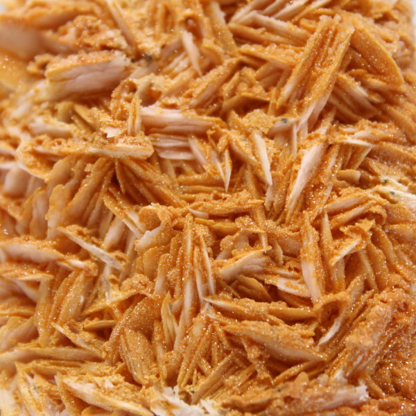 Cristais naturais de barita laranja marroquina