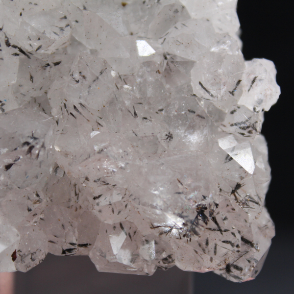 Rocha de quartzo bruto com inclusões de goethita, Marrocos