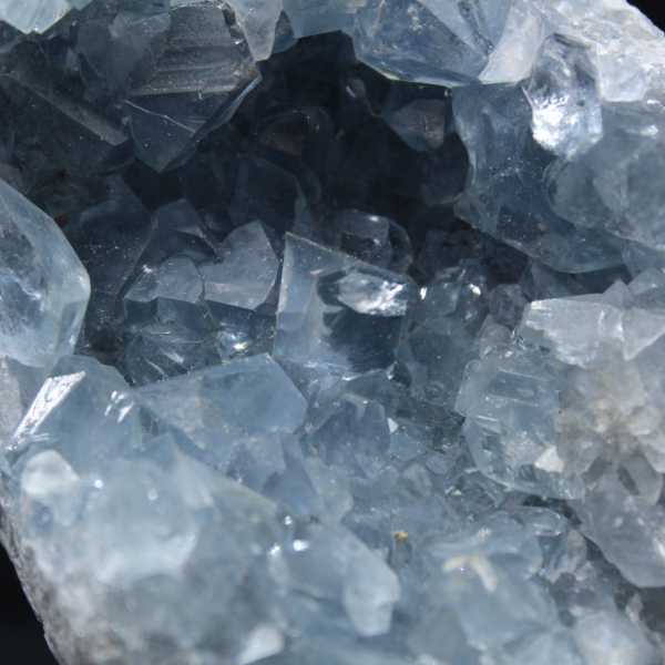 Geodo de celestita de Madagascar - Exemplar pesado