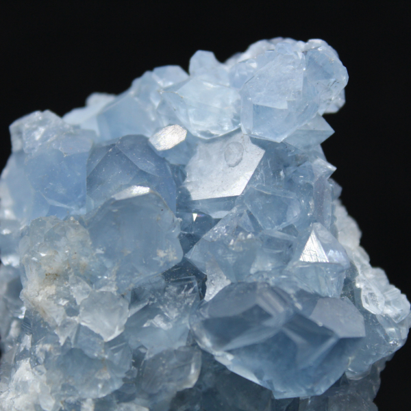 Geodo pequeno de celestita malgaxe - 290g