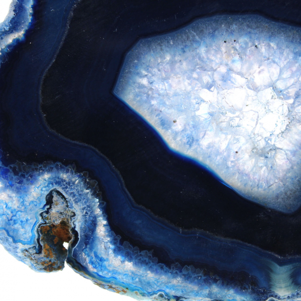 Fatia de ágata azul brasileira para coleção científica