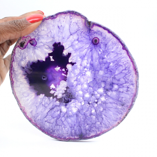 Fatia de ágata brasileira maciça, em tons de roxo.