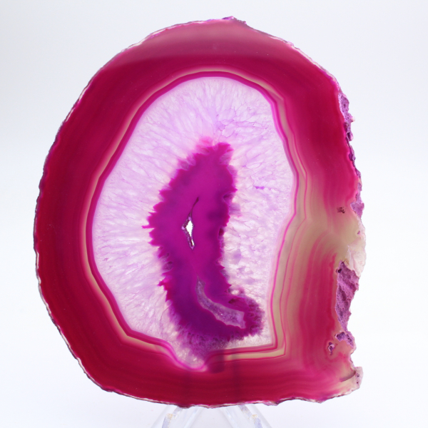 Fatias de ágata polida com tonalidade rosa