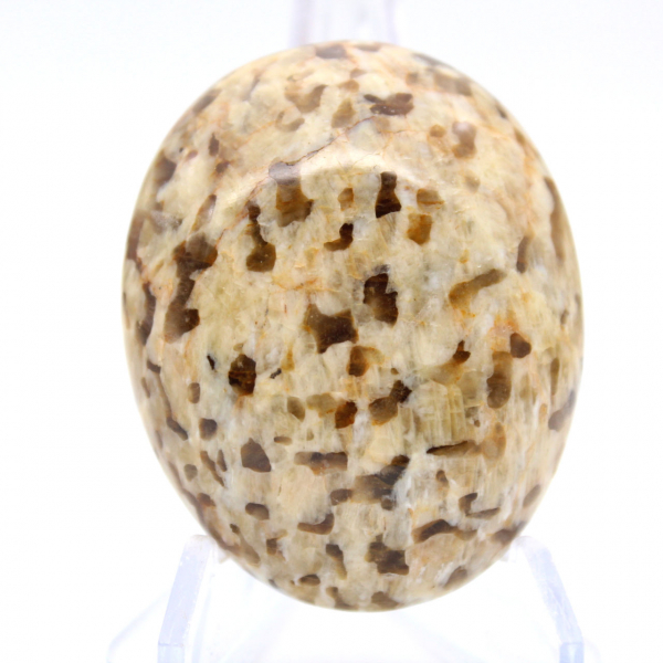 Pequeno seixo de feldspato de Madagascar – Espécime natural