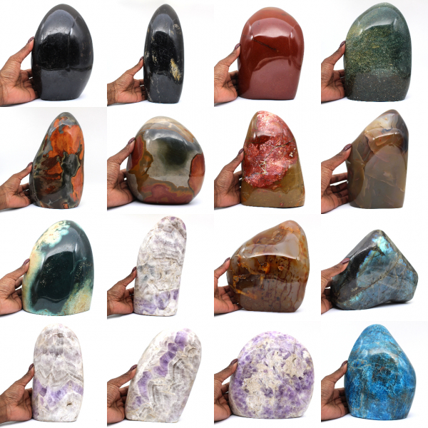 Pedra ornamental grande