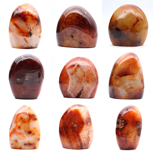 Pequena peça de cornalina polida - espécime mineral decorativo (Madagascar)