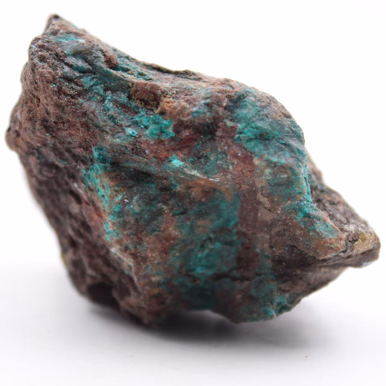 Dioptase bruta