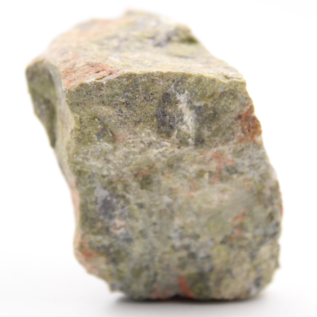 Unakite em bruto