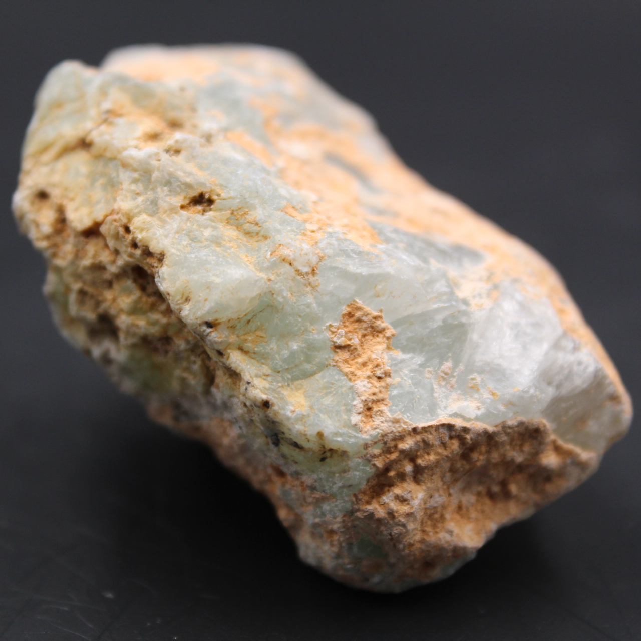 Prehnite verde