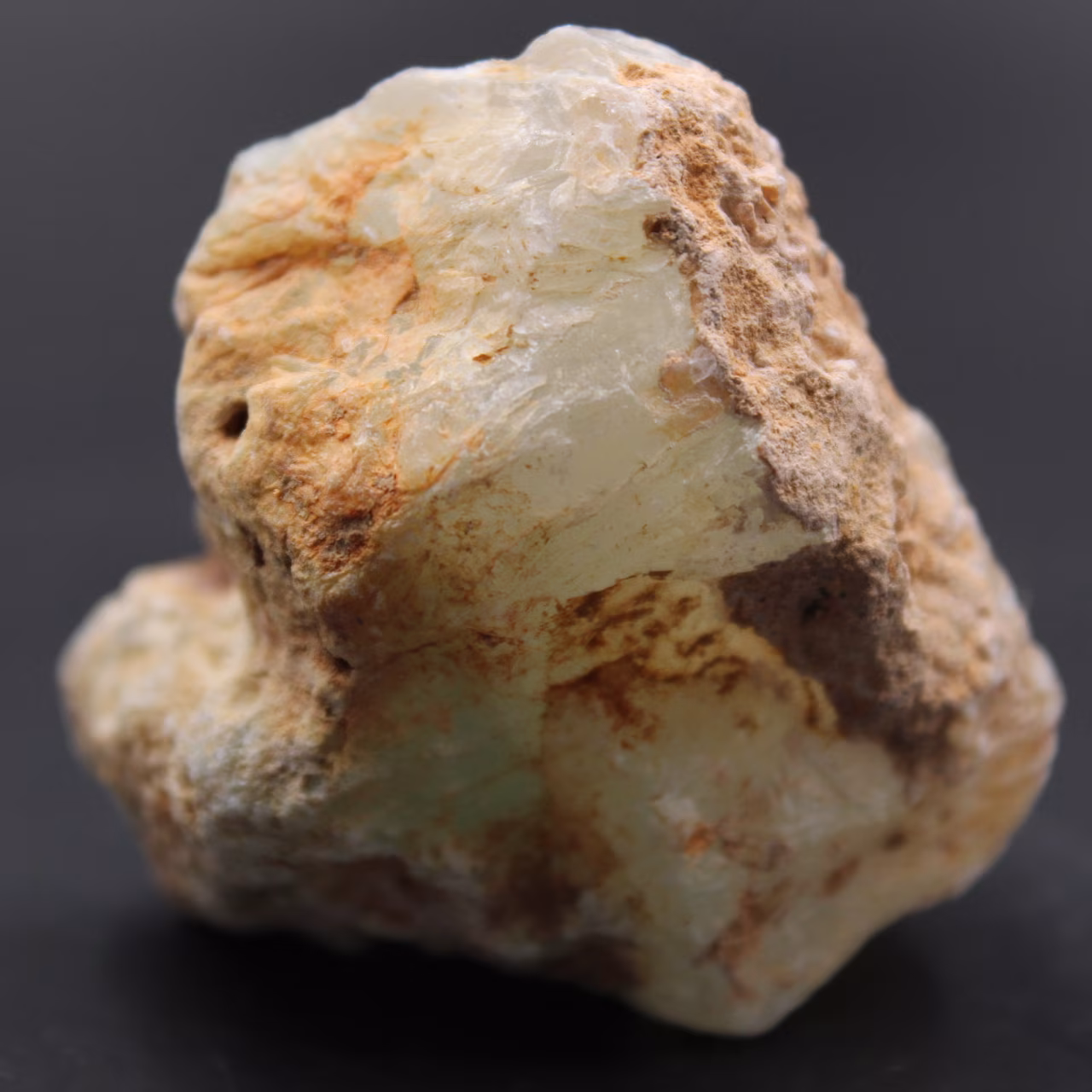 Prehnite verde