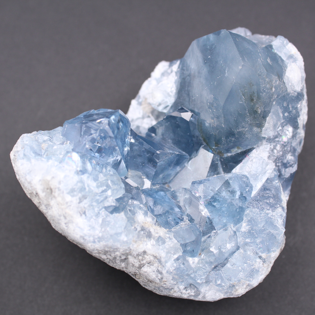 Cristais de celestita azul