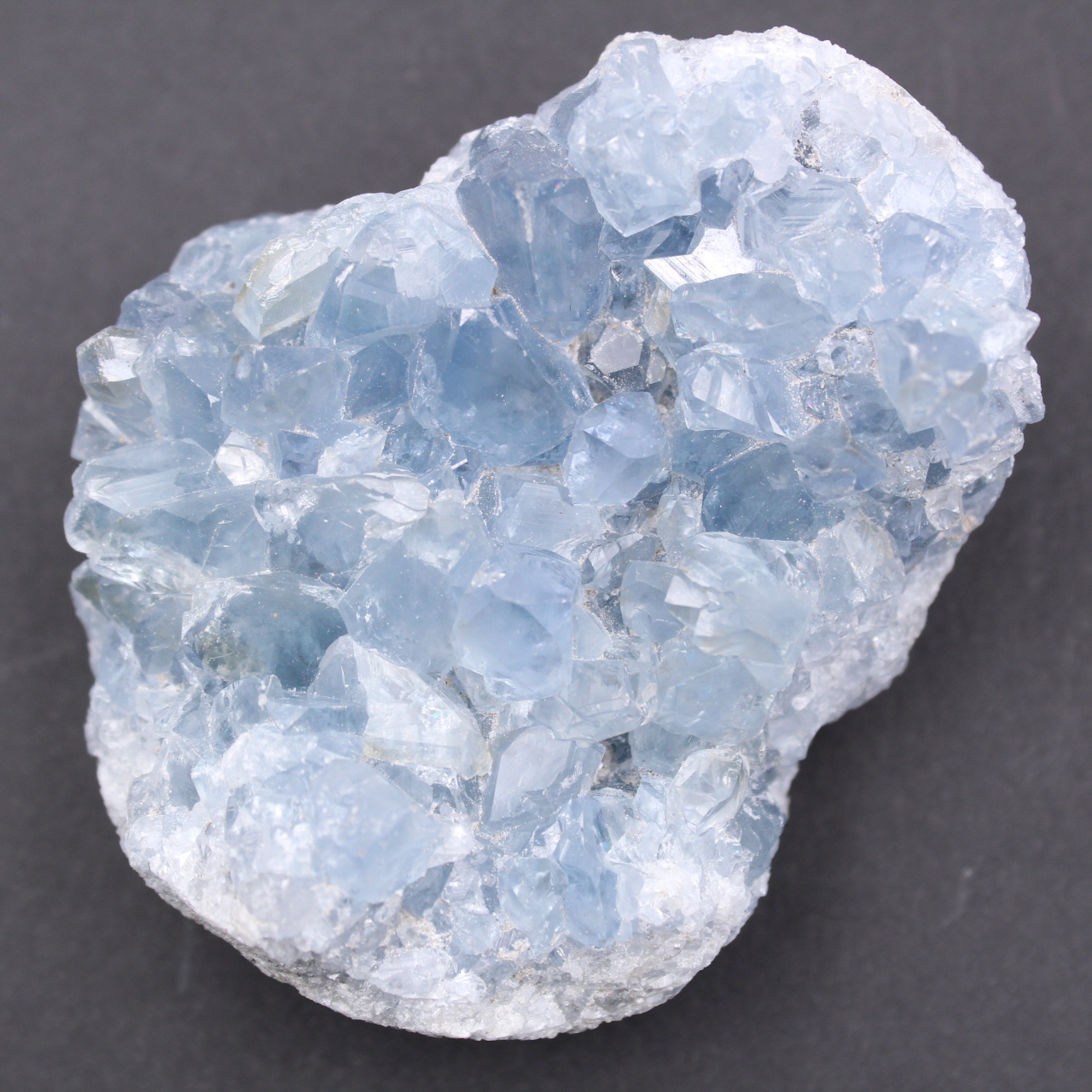 Cristais de celestita azul