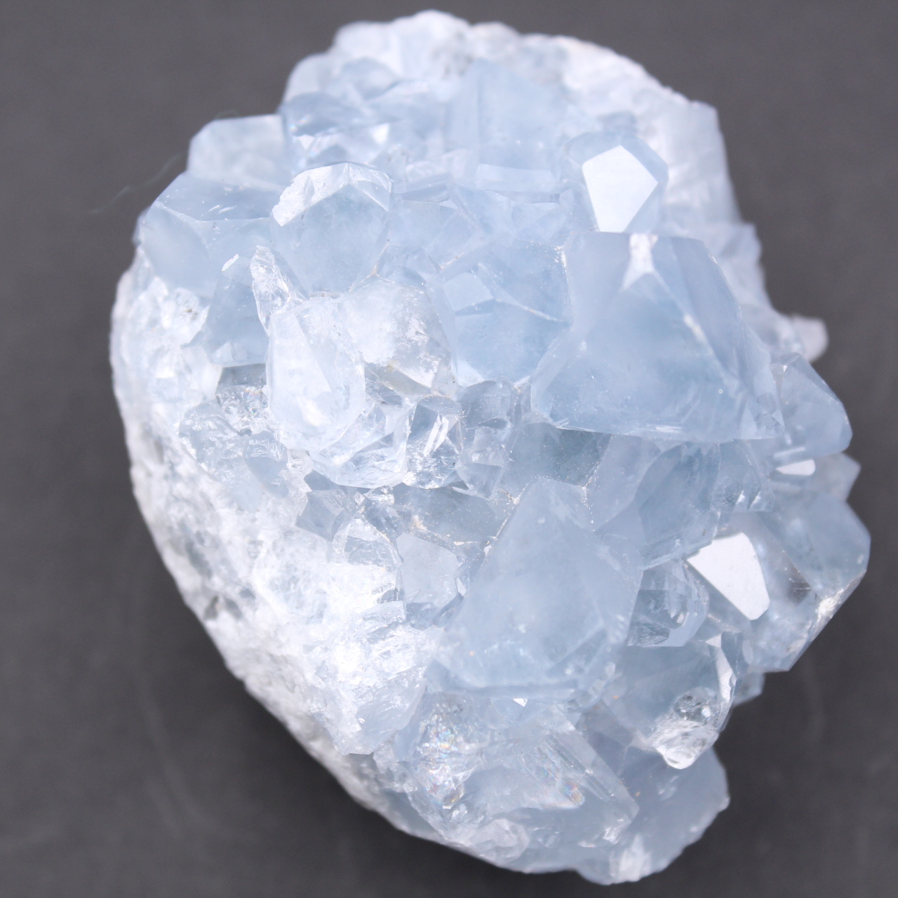 Cristais de celestita azul