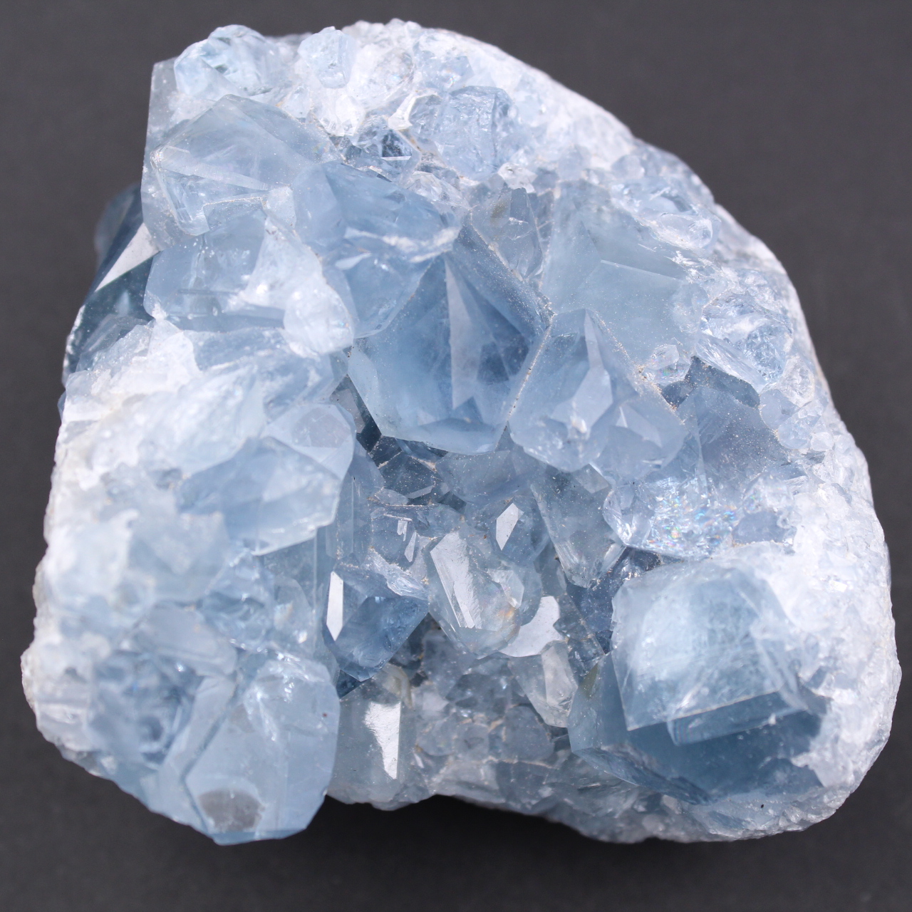 Cristais de celestita azul