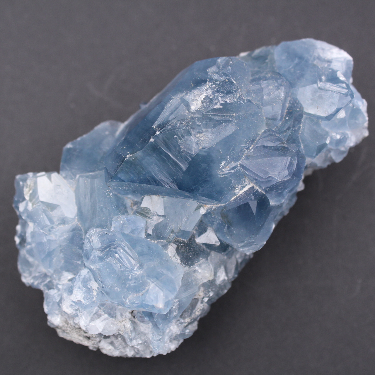 Cristais de celestita azul