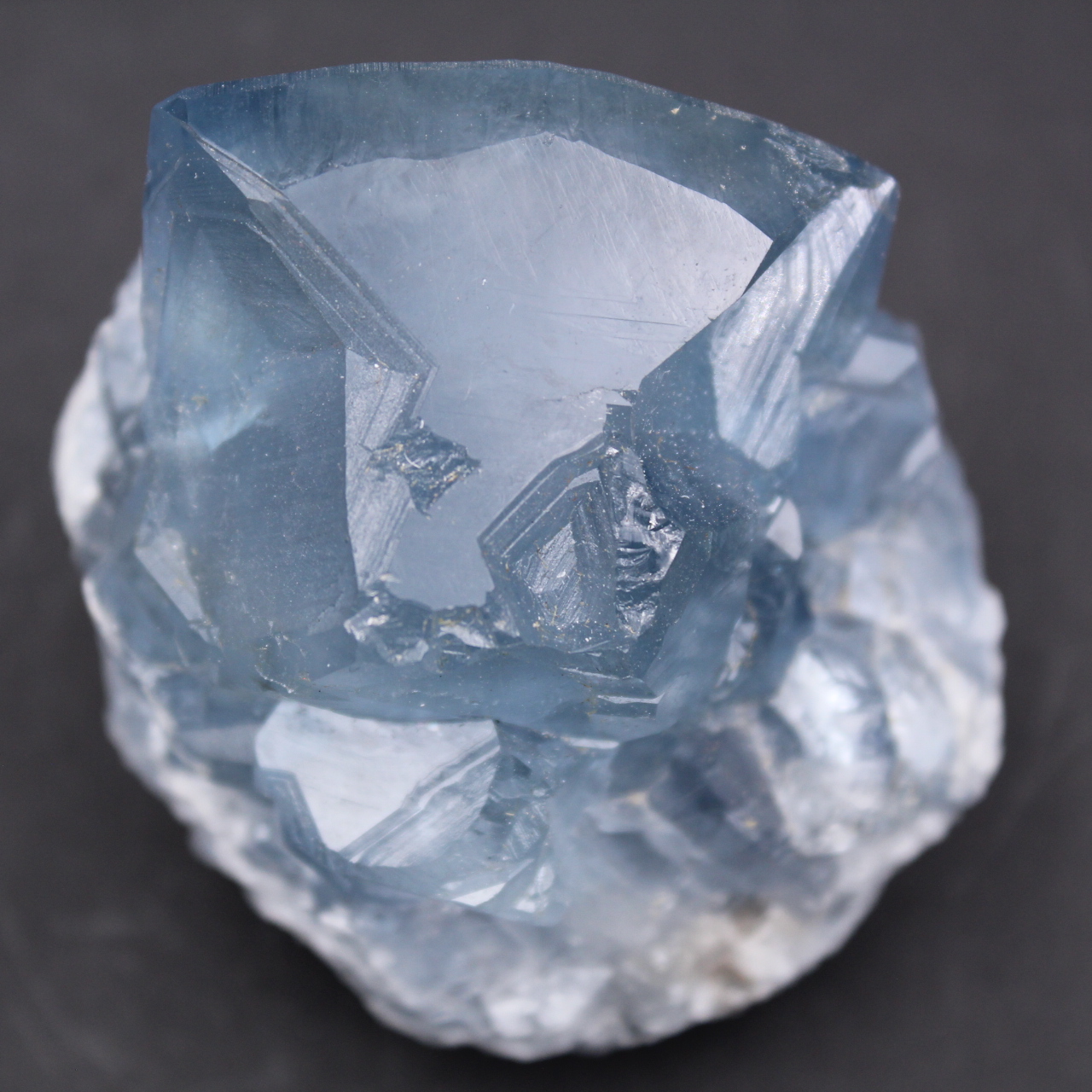 Cristais de celestita azul