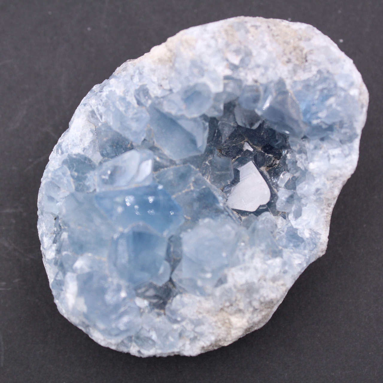 Cristais de celestita azul