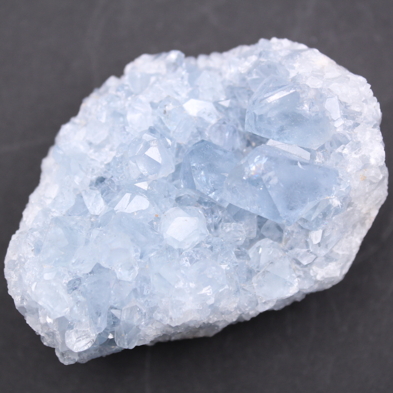 Cristais de celestita azul