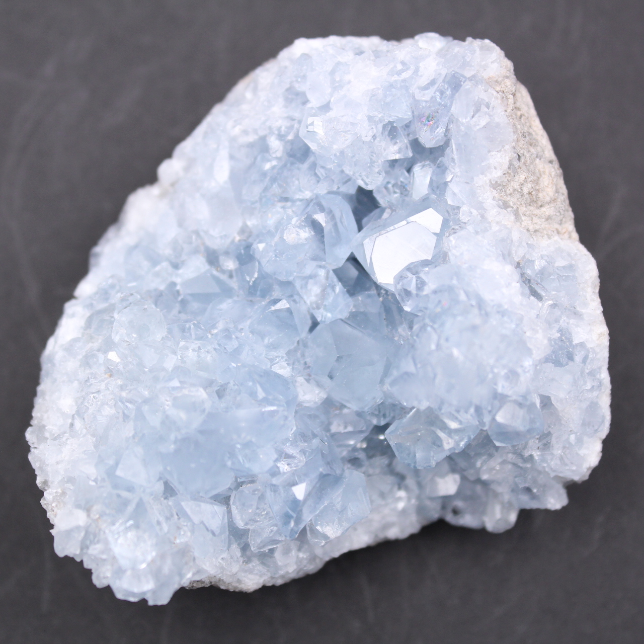 Cristais de celestita azul